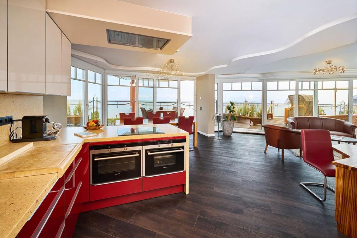 Strandhotel Prinz Von Preussen Зиновиц Екстериор снимка