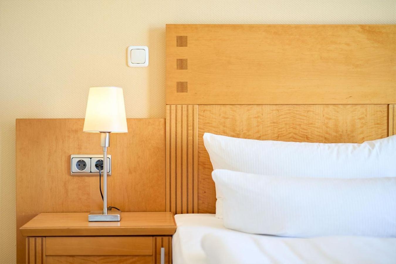 Strandhotel Prinz Von Preussen Зиновиц Екстериор снимка