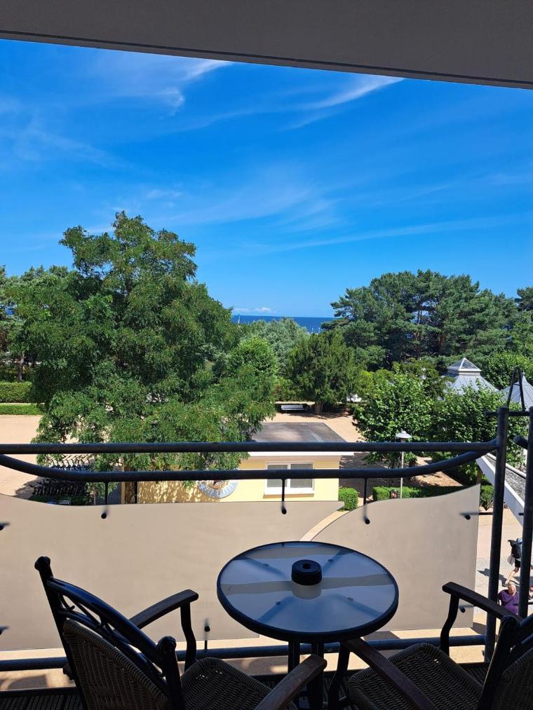 Strandhotel Prinz Von Preussen Зиновиц Екстериор снимка